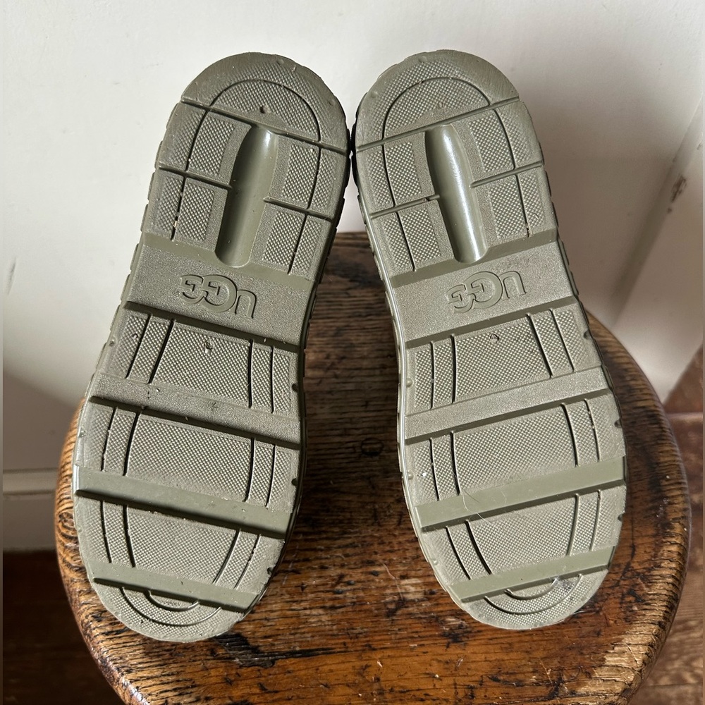 UGG Rain Boots - Picture 4 of 5